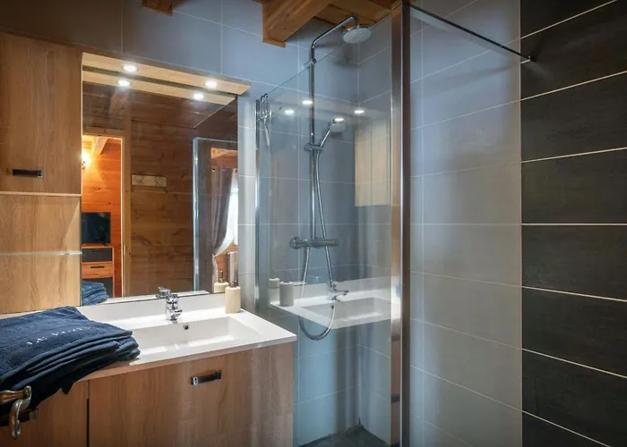 Foxly - Ovo Network Chalet